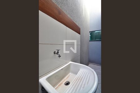 Casa à venda com 90m², 2 quartos e 1 vagaÁrea de Serviço