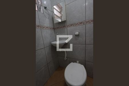 Banheiro de casa para alugar com 1 quarto, 37m² em Vila Alpina, São Paulo