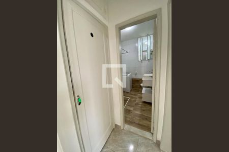 Banheiro Social de apartamento para alugar com 1 quarto, 45m² em Copacabana, Rio de Janeiro