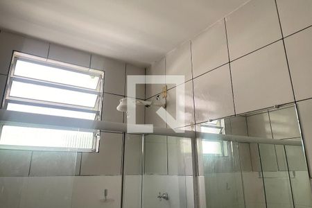 Casa para alugar com 60m², 2 quartos e sem vaga Casa para alugar com 60m², 2 quartos e sem vagaBanheiro