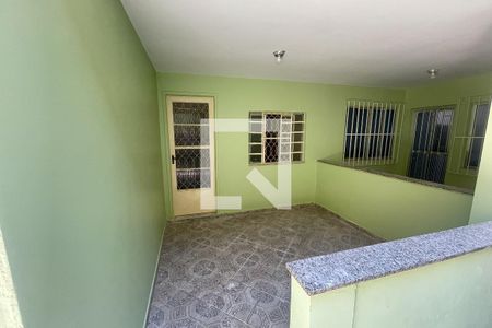 Casa para alugar com 60m², 2 quartos e sem vaga Casa para alugar com 60m², 2 quartos e sem vagaVaranda