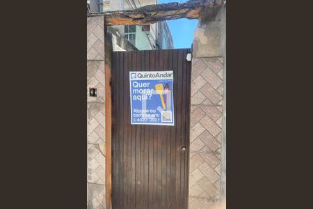 Plaquinha de casa para alugar com 2 quartos, 60m² em Centro, Duque de Caxias