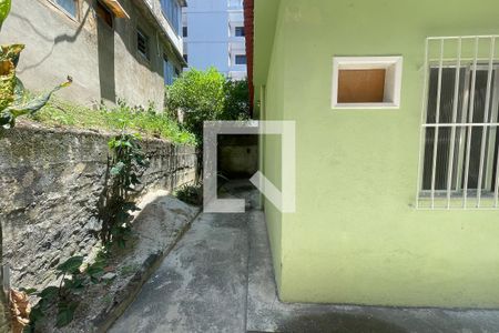 Casa para alugar com 60m², 2 quartos e sem vaga Casa para alugar com 60m², 2 quartos e sem vagaVaranda
