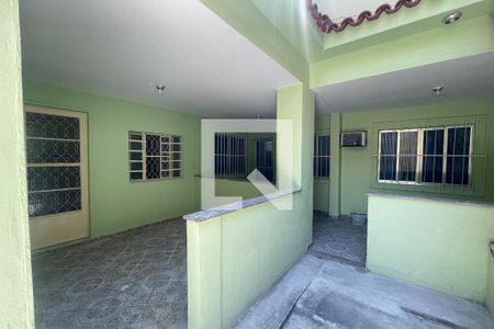 Varanda de casa para alugar com 2 quartos, 60m² em Centro, Duque de Caxias