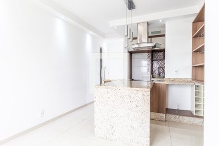 Sala de apartamento para alugar com 3 quartos, 59m² em Vila Florida, Guarulhos