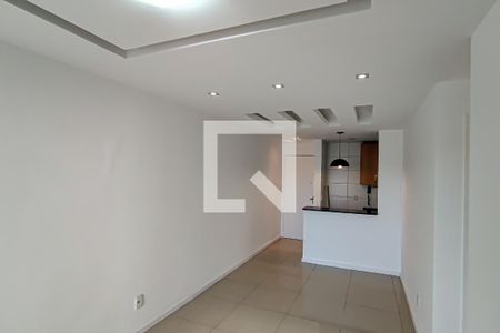 sala de apartamento para alugar com 3 quartos, 66m² em Taquara, Rio de Janeiro