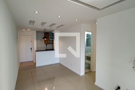 sala de apartamento para alugar com 3 quartos, 66m² em Taquara, Rio de Janeiro