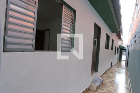 Casa para alugar com 45m², 1 quarto e sem vagaQuintal
