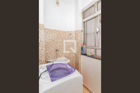 Apartamento à venda com 48m², 1 quarto e sem vagaArea de Serviços