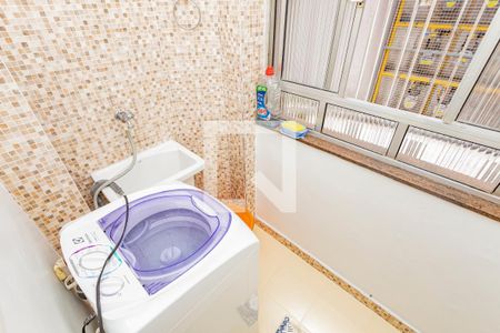 Apartamento à venda com 48m², 1 quarto e sem vagaArea de Serviços