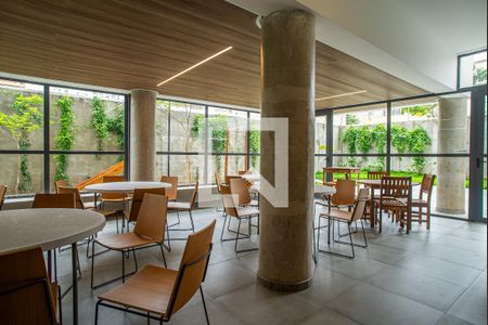 Apartamento para alugar com 25m², 1 quarto e sem vaga Apartamento para alugar com 25m², 1 quarto e sem vagaÁrea comum - Salão de festas