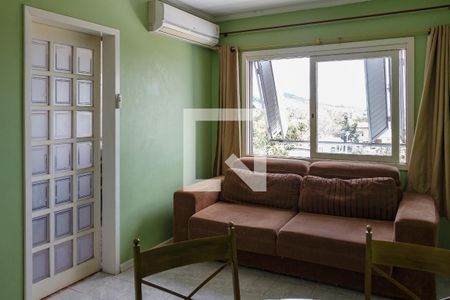 Sala de apartamento para alugar com 2 quartos, 50m² em São José, Porto Alegre