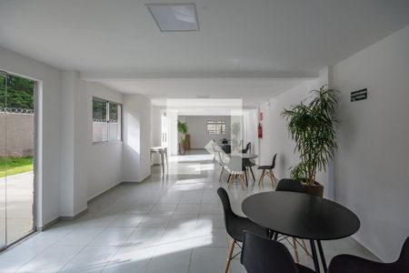 Apartamento à venda com 48m², 2 quartos e 1 vaga Apartamento à venda com 48m², 2 quartos e 1 vagaÁrea comum - Salão de festas