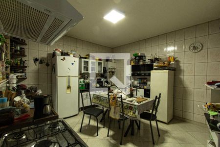 Casa para alugar com 330m², 4 quartos e 2 vagasCozinha 2