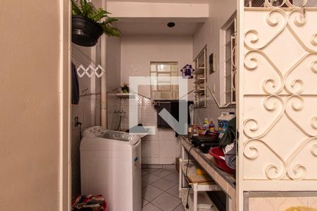 Casa para alugar com 330m², 4 quartos e 2 vagasÁrea de Serviço Edícula