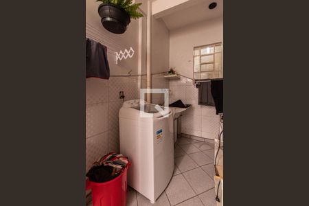 Casa para alugar com 330m², 4 quartos e 2 vagasÁrea de Serviço Edícula