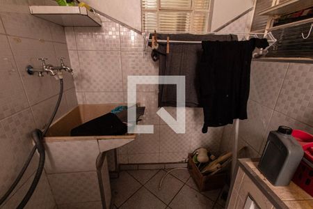 Casa para alugar com 330m², 4 quartos e 2 vagasÁrea de Serviço Edícula
