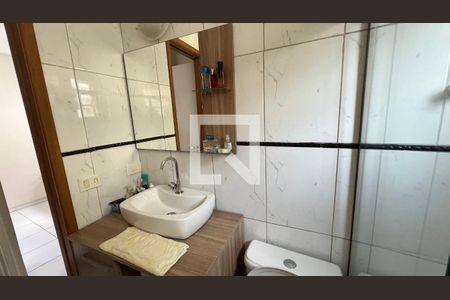 Casa à venda com 150m², 3 quartos e 2 vagas Casa à venda com 150m², 3 quartos e 2 vagasBanheiro da Suíte 2