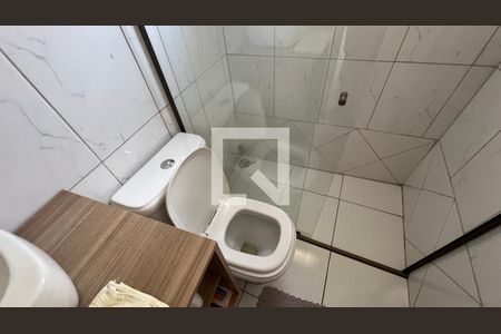 Casa à venda com 150m², 3 quartos e 2 vagas Casa à venda com 150m², 3 quartos e 2 vagasBanheiro da Suíte 2