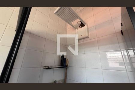 Casa à venda com 150m², 3 quartos e 2 vagas Casa à venda com 150m², 3 quartos e 2 vagasBanheiro