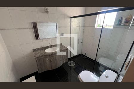 Casa à venda com 150m², 3 quartos e 2 vagas Casa à venda com 150m², 3 quartos e 2 vagasBanheiro da Suíte
