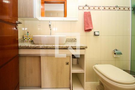 Casa à venda com 230m², 4 quartos e 2 vagas Casa à venda com 230m², 4 quartos e 2 vagasBanheiro da Suíte