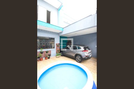 Casa à venda com 230m², 4 quartos e 2 vagas Casa à venda com 230m², 4 quartos e 2 vagasGaragem