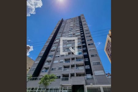 Apartamento para alugar com 72m², 2 quartos e 1 vaga Apartamento para alugar com 72m², 2 quartos e 1 vagaFachada