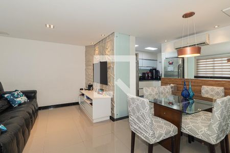 Sala de casa de condomínio à venda com 3 quartos, 104m² em Vila Mazzei, São Paulo