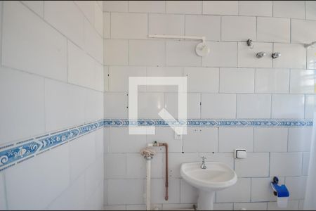 Banheiro de apartamento para alugar com 1 quarto, 33m² em São Cristóvão, Rio de Janeiro