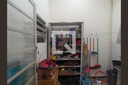 Casa à venda com 170m², 5 quartos e 2 vagasÁrea de Serviço