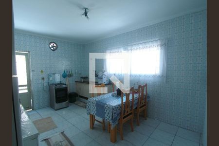 Casa à venda com 170m², 5 quartos e 2 vagasCozinha 