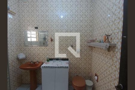 Casa à venda com 170m², 5 quartos e 2 vagasBanheiro 