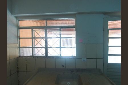 Casa à venda com 170m², 5 quartos e 2 vagasCozinha 