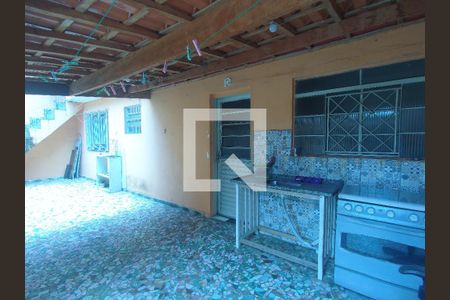 Casa à venda com 170m², 5 quartos e 2 vagasQuintal 