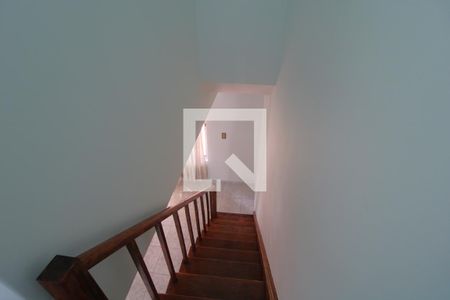 Escada de casa à venda com 4 quartos, 120m² em Socorro, São Paulo