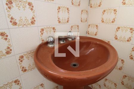 Casa à venda com 120m², 4 quartos e 2 vagasPia banheiro comum