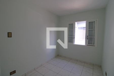 Casa à venda com 120m², 4 quartos e 2 vagasQuarto 1