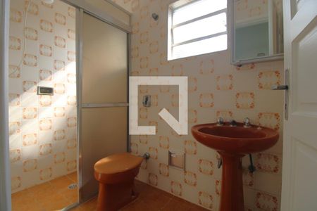 Casa à venda com 120m², 4 quartos e 2 vagasBanheiro comum