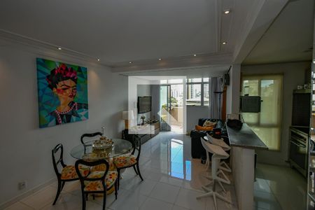 Sala de Estar/Jantar  de apartamento para alugar com 2 quartos, 99m² em Cambuí, Campinas