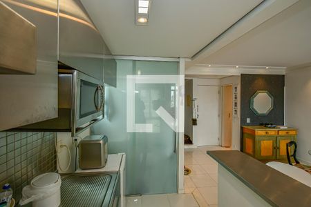 Apartamento para alugar com 99m², 2 quartos e 2 vagasCozinha 