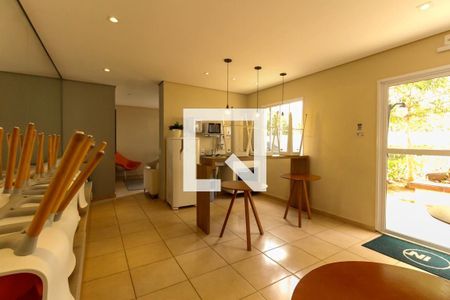 Apartamento para alugar com 43m², 2 quartos e sem vagaÁrea Comum - Salão de Festas