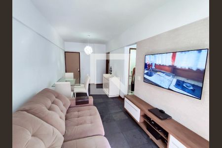 Apartamento à venda com 75m², 2 quartos e 1 vaga Apartamento à venda com 75m², 2 quartos e 1 vagaSala