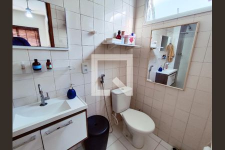 Apartamento à venda com 75m², 2 quartos e 1 vaga Apartamento à venda com 75m², 2 quartos e 1 vagaBanheiro da Suíte