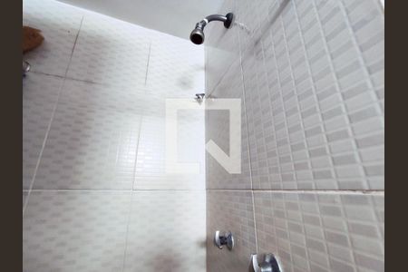 Apartamento à venda com 75m², 2 quartos e 1 vaga Apartamento à venda com 75m², 2 quartos e 1 vagaBanheiro da Suíte