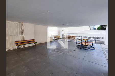 Apartamento à venda com 75m², 2 quartos e 1 vaga Apartamento à venda com 75m², 2 quartos e 1 vagaÁrea comum - Playground