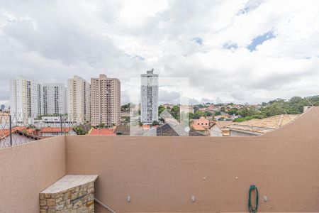 Vista da sala de casa à venda com 6 quartos, 493m² em City Bussocaba, Osasco
