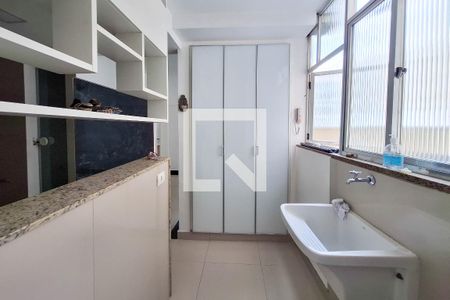 Apartamento à venda com 98m², 3 quartos e sem vagaÁrea de Serviço
