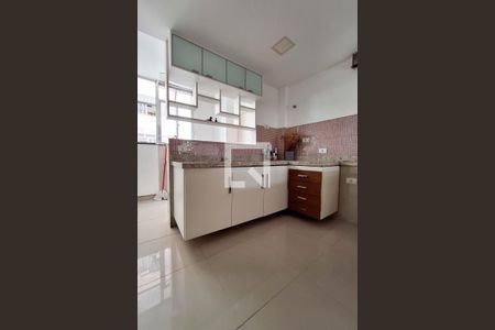 Apartamento à venda com 98m², 3 quartos e sem vagaCozinha