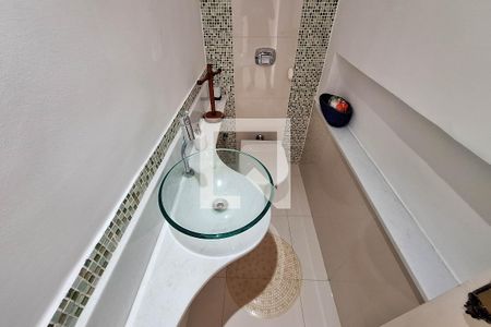 Apartamento à venda com 98m², 3 quartos e sem vagaBanheiro da Suíte 2
